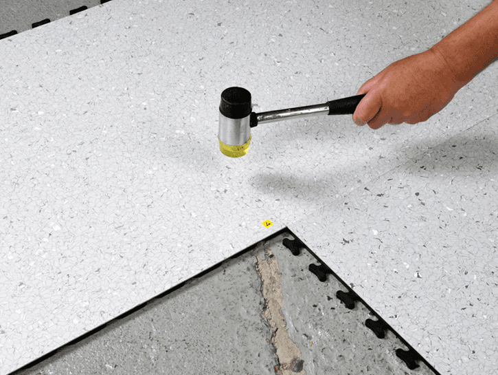 Esd floor tiles