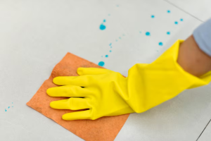 Cleaning ESD mat